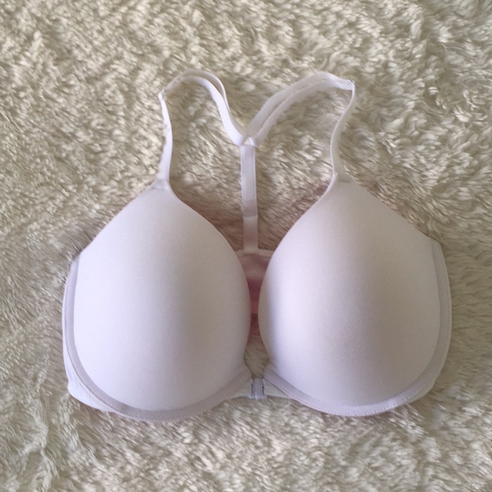 NWOT Front Close Racer Back Victoria’s Secret Bra 36DD